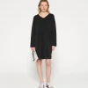 Dress Scuba