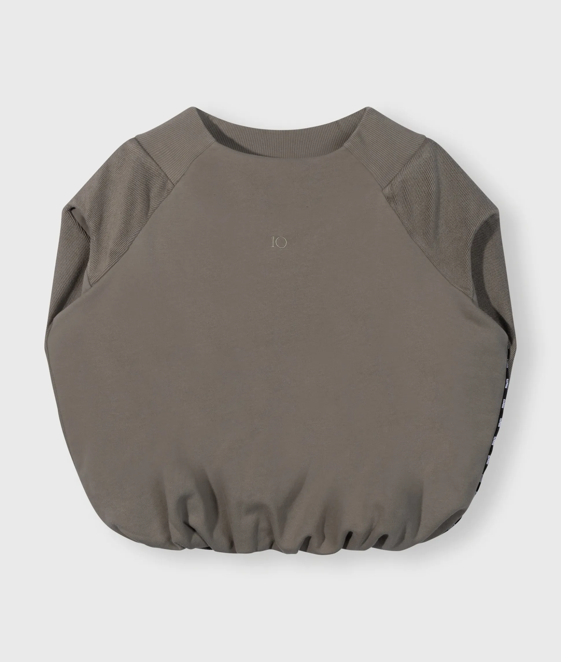 Sleeveless Balloon Sweater