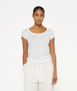 THE SLIM FIT TEE