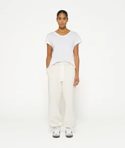 THE V-NECK TEE