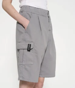 Utility Bermuda